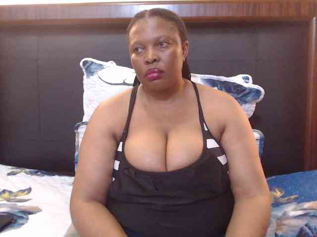Busttyebony19 webcam