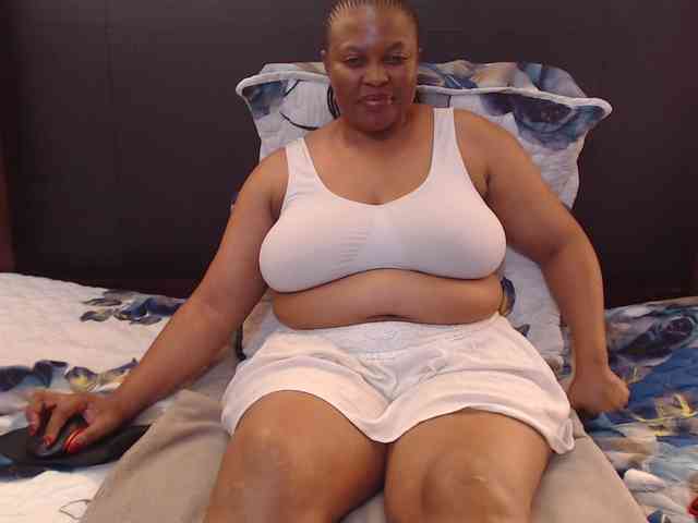 Busttyebony19 webcam