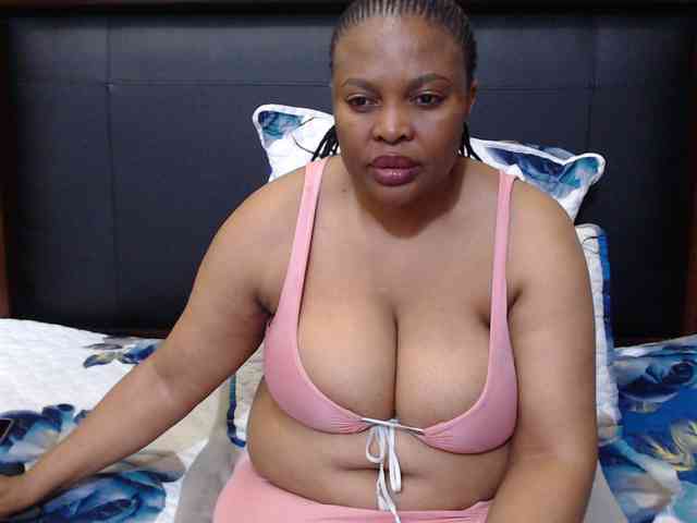 Busttyebony19 webcam
