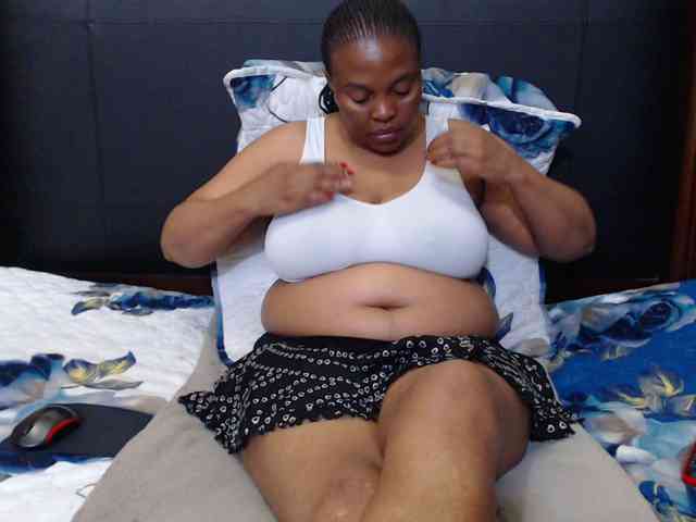 Busttyebony19 webcam