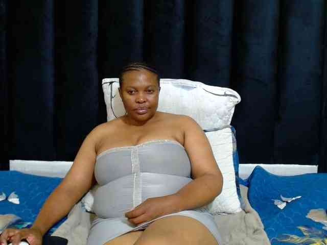 Busttyebony19 webcam