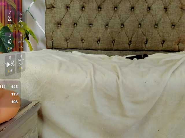 Charlotte-69's BongaCams show and profile