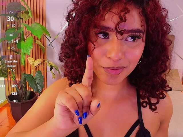 Charlotte-69's BongaCams show and profile