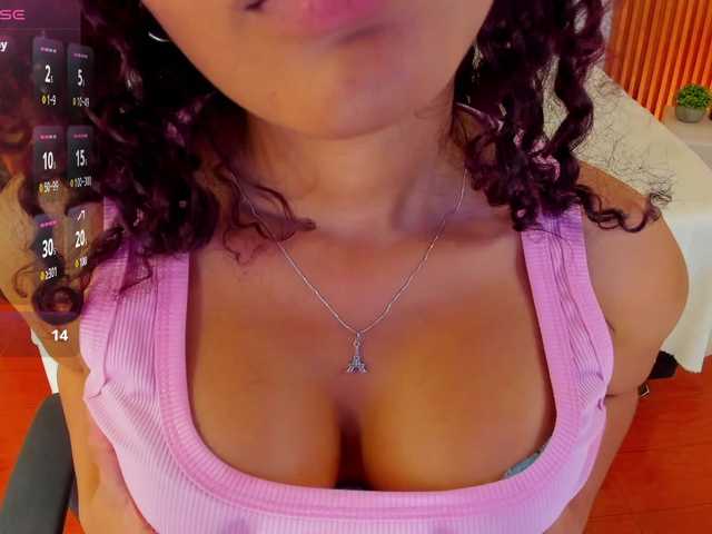 Charlotte-69's BongaCams show and profile