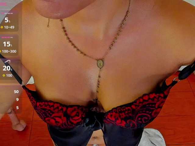 Charlotte-69's BongaCams show and profile