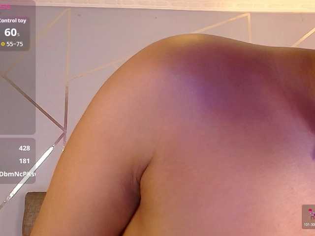 Charlotte-69's BongaCams show and profile