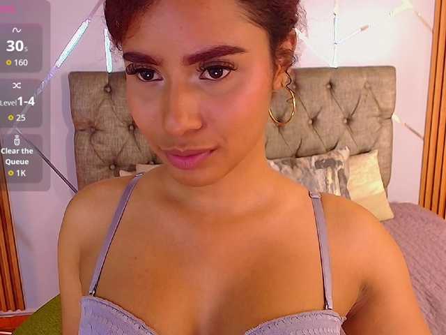 Charlotte-69's BongaCams show and profile