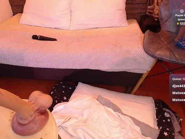 charlotte-69 webcam