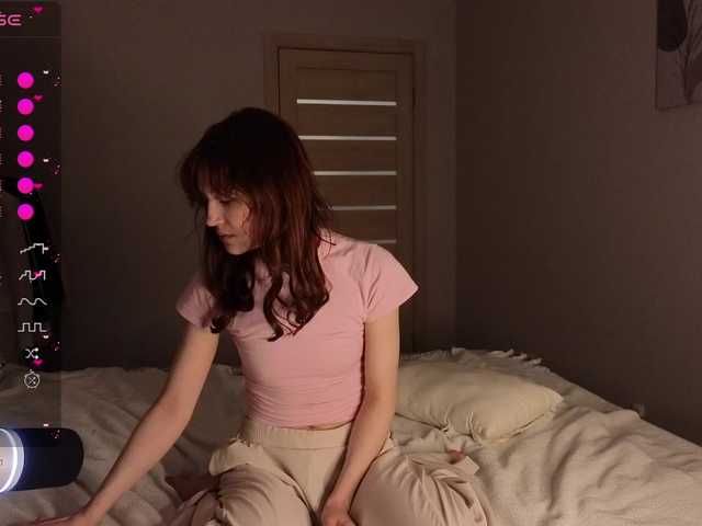 AlenGrace's BongaCams show and profile