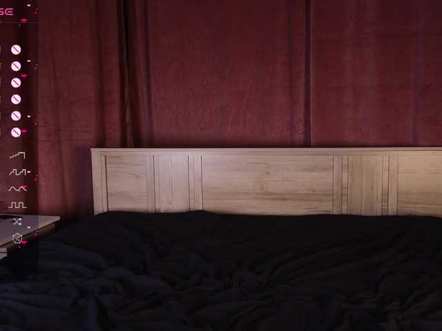 AlenGrace's BongaCams show and profile