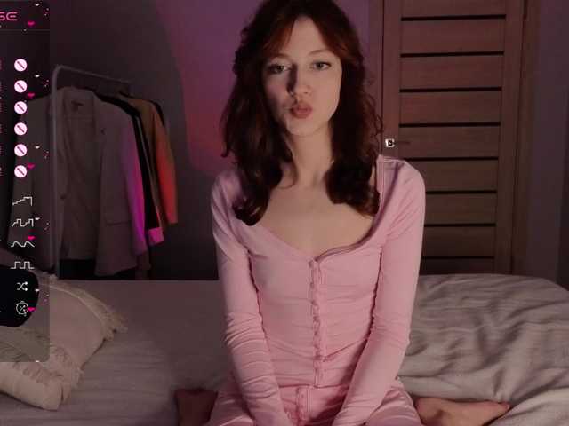 AlenGrace's BongaCams show and profile