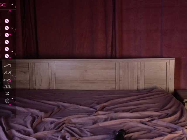 AlenGrace's BongaCams show and profile