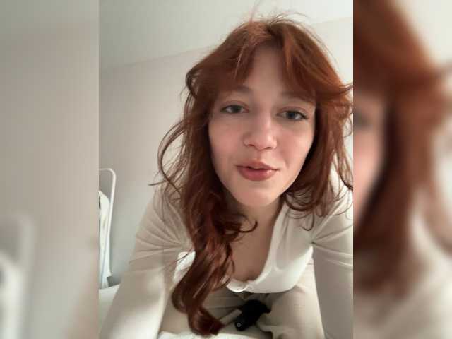 AlenGrace's BongaCams show and profile