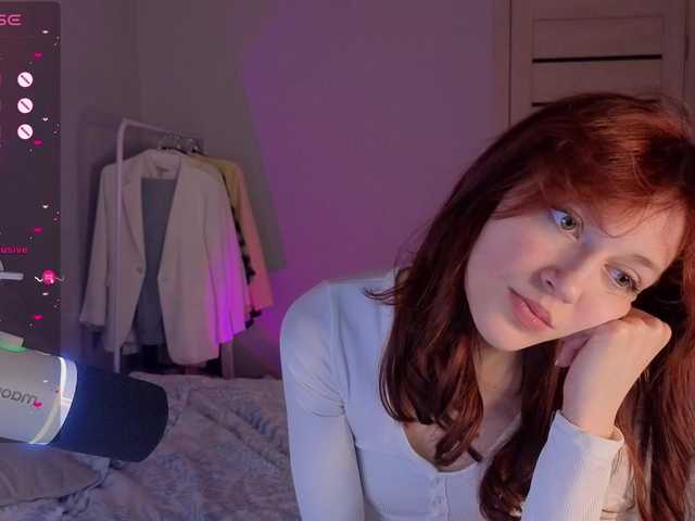 AlenGrace's BongaCams show and profile