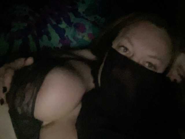 StacyMilk's BongaCams show and profile