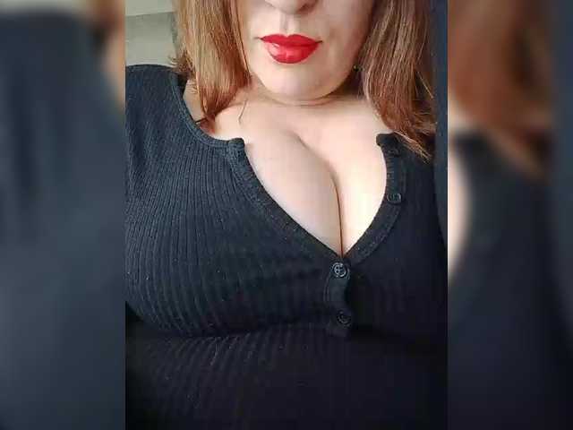 StacyMilk's BongaCams show and profile