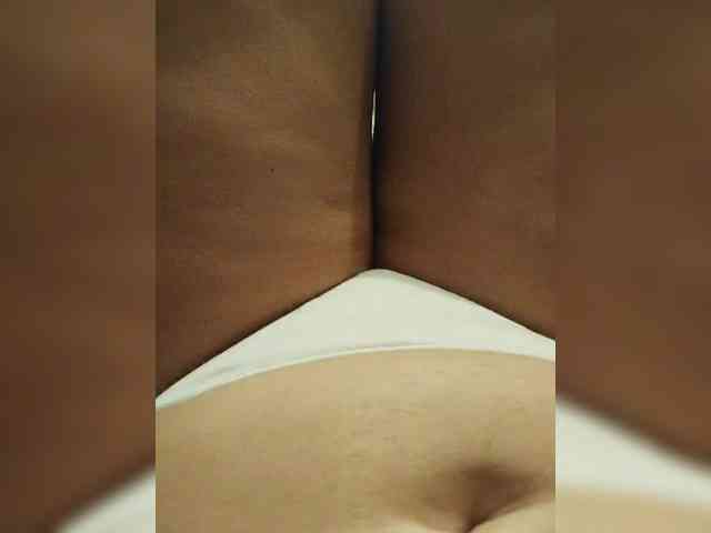 EVIL_TITS webcam