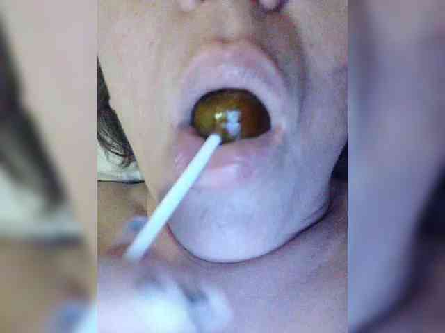 EVIL_TITS webcam