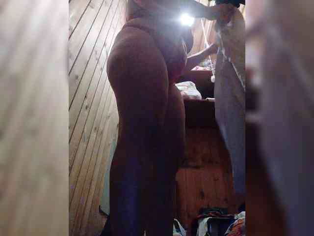 EVIL_TITS webcam