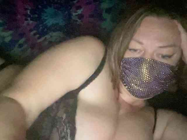StacyMilk's webcam live show