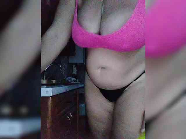 EVIL_TITS webcam