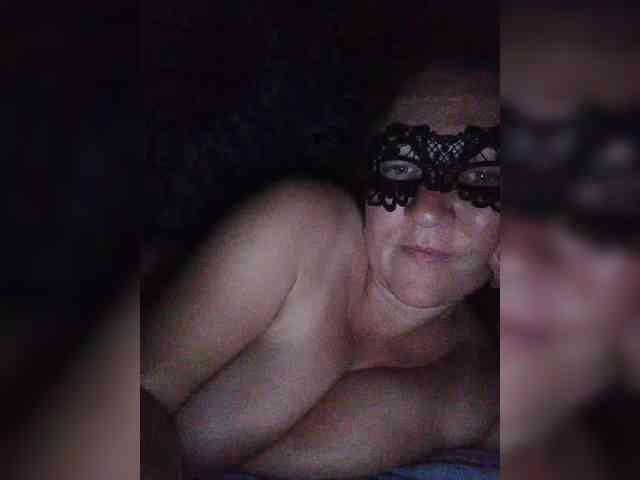EVIL_TITS webcam