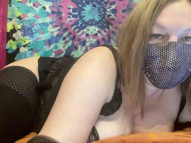 EVIL_TITS webcam