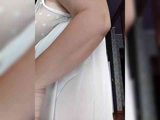 EVIL_TITS webcam