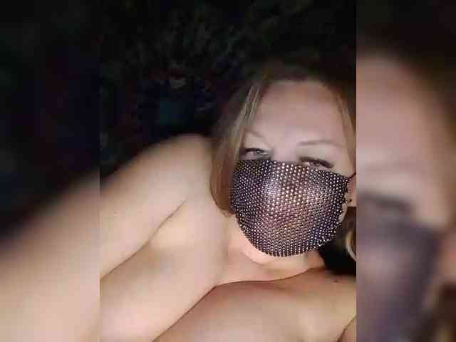 EVIL_TITS webcam