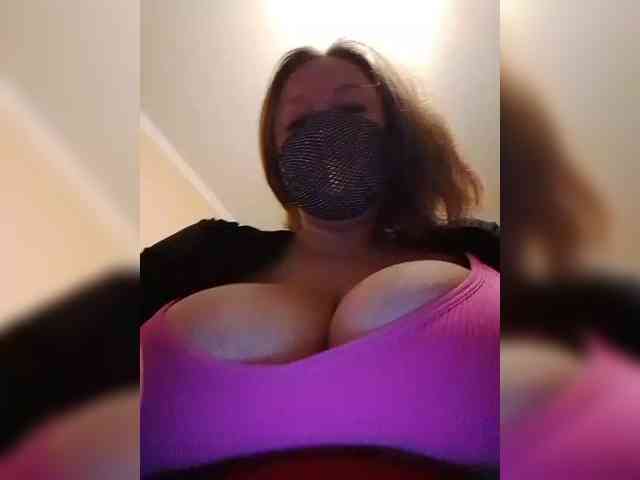 EVIL_TITS webcam