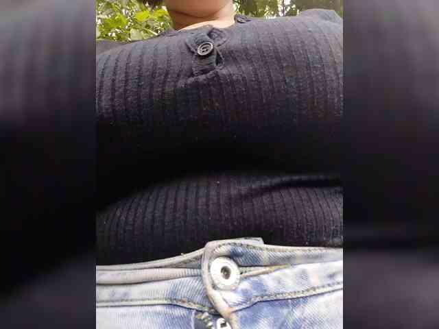 EVIL_TITS webcam