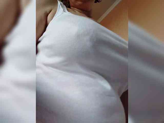 EVIL_TITS webcam