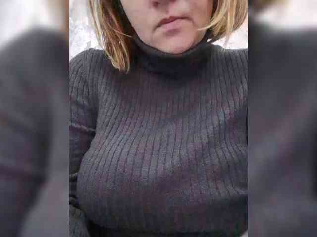 EVIL_TITS webcam
