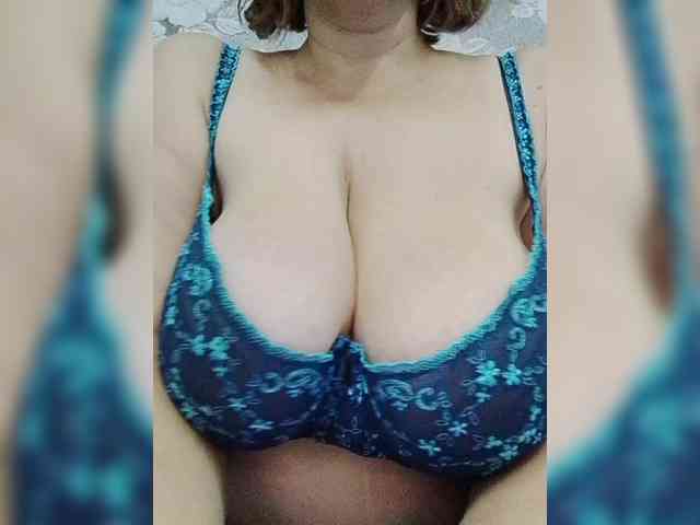 EVIL_TITS webcam