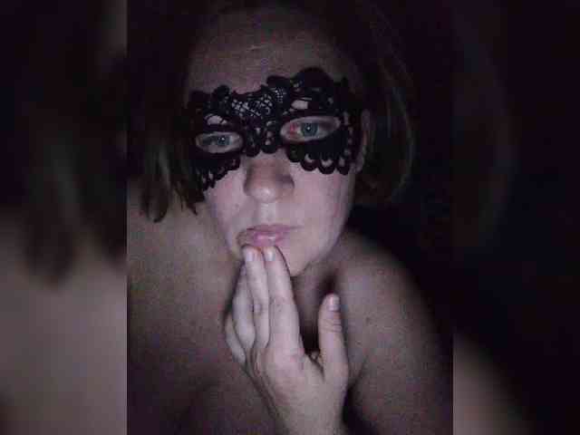 EVIL_TITS webcam