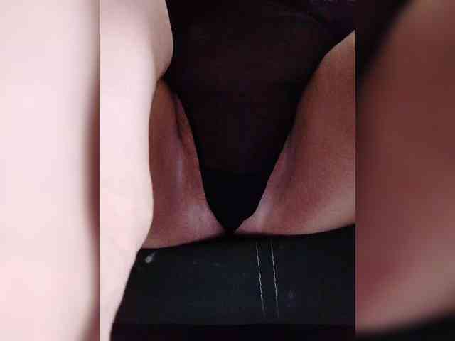 EVIL_TITS webcam