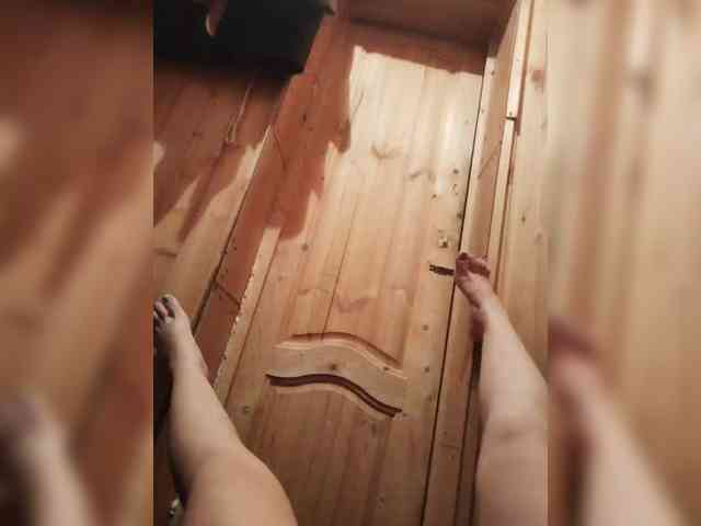 EVIL_TITS webcam
