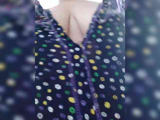 EVIL_TITS webcam