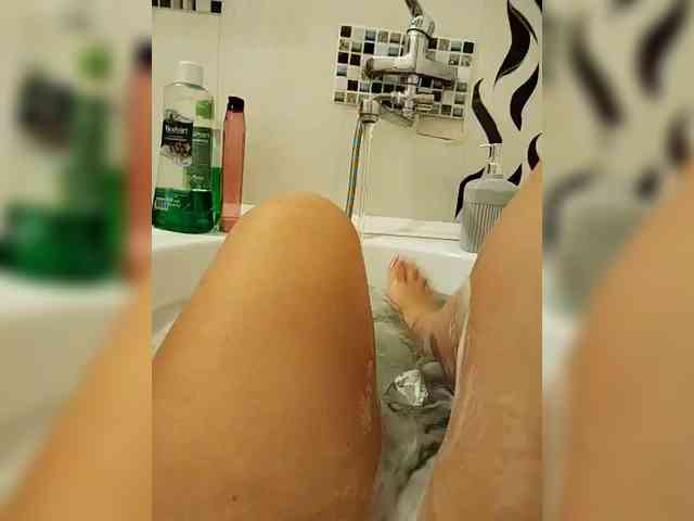 EVIL_TITS webcam