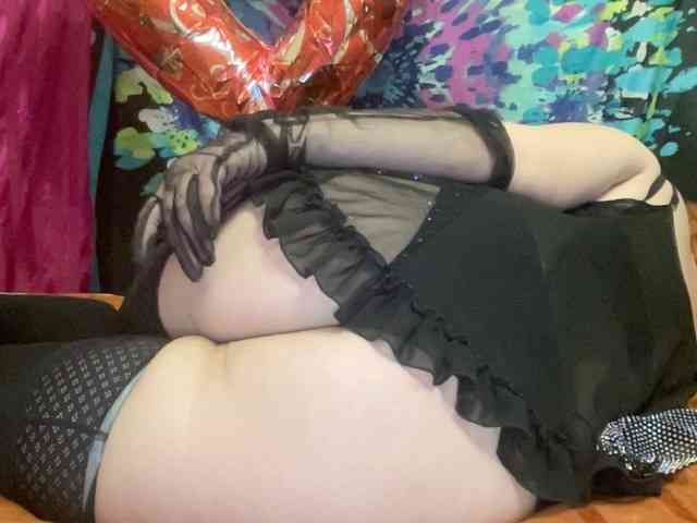 EVIL_TITS webcam