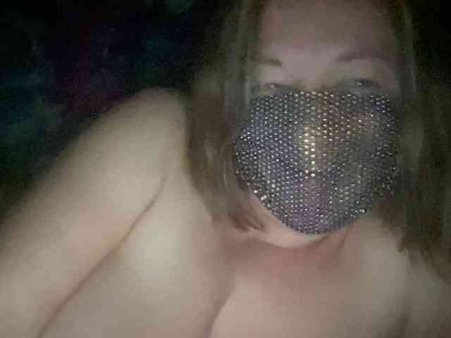 EVIL_TITS webcam