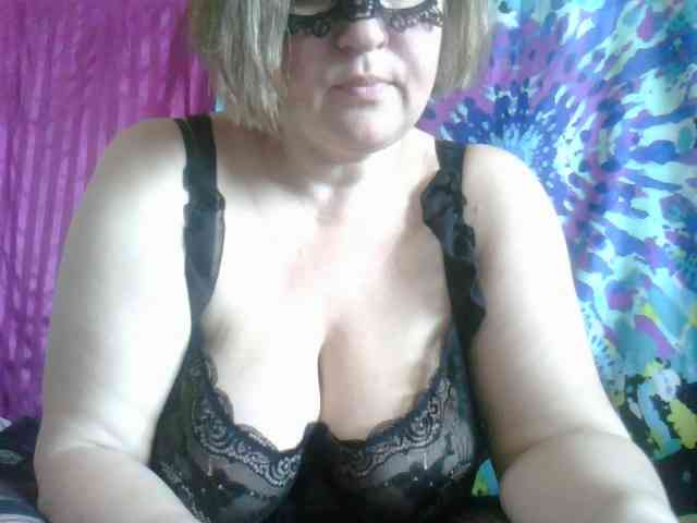 EVIL_TITS webcam