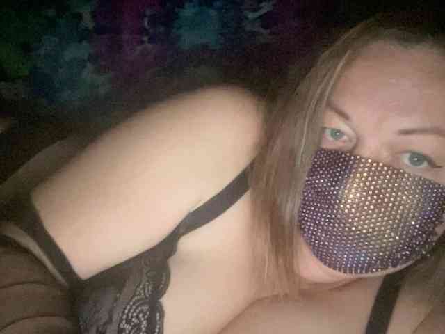 EVIL_TITS webcam