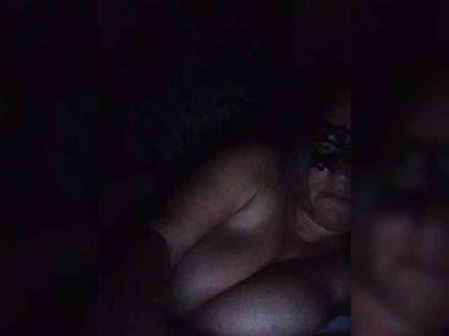 EVIL_TITS webcam