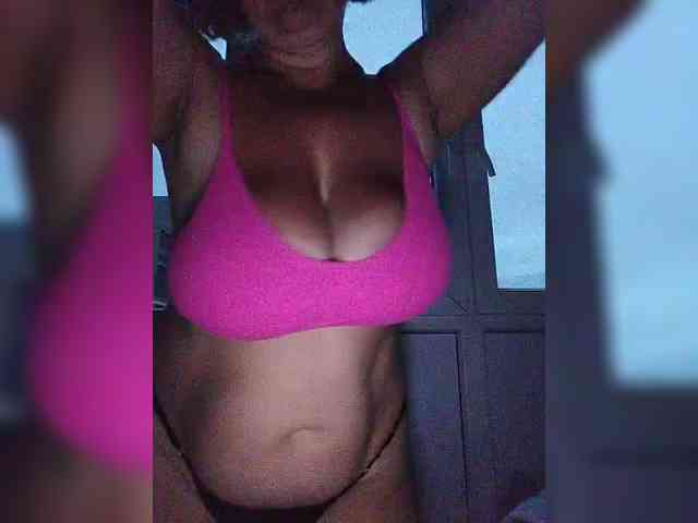 EVIL_TITS webcam
