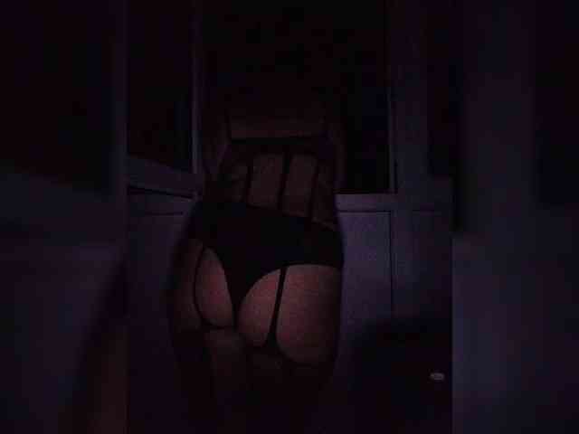 EVIL_TITS webcam