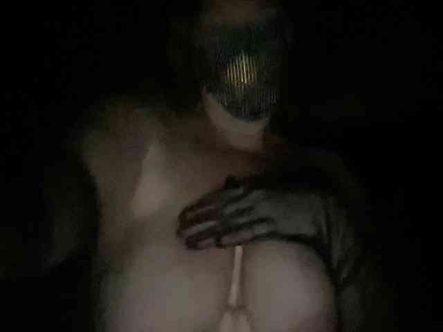 EVIL_TITS webcam