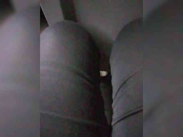 EVIL_TITS webcam