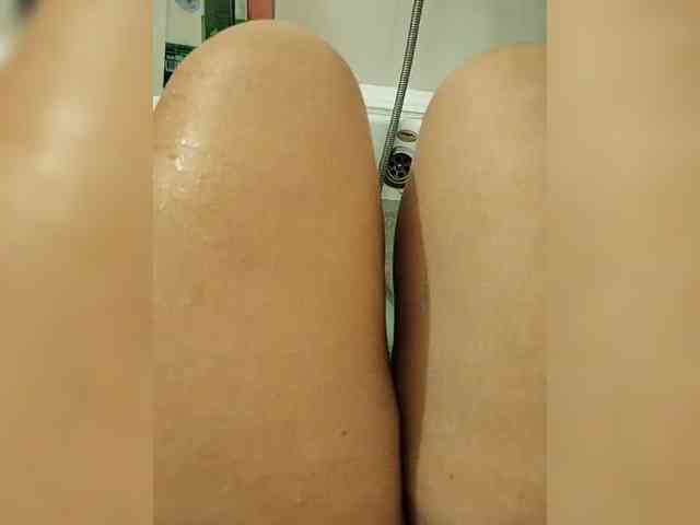 EVIL_TITS webcam