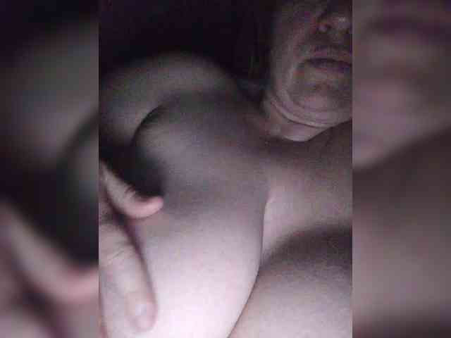 EVIL_TITS webcam